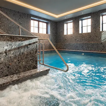 Der Valk Theaterhotel De Oranjerie Hotel 4*