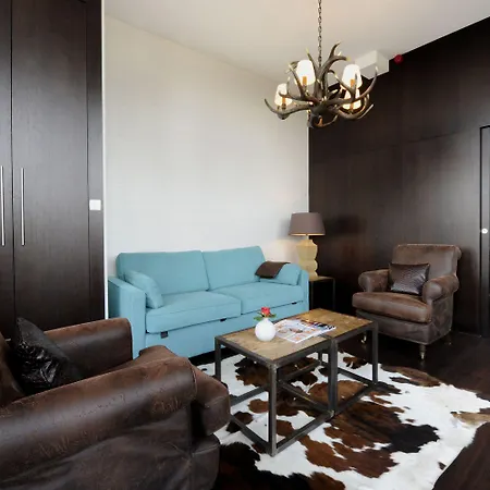 Отель Der Valk Theaterhotel De Oranjerie Рурмонд