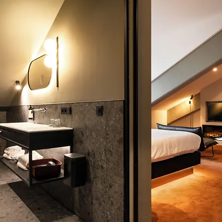 Отель Der Valk Theaterhotel De Oranjerie Рурмонд