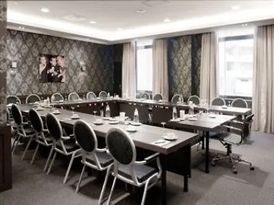 Der Valk Theaterhotel De Oranjerie 4* Рурмонд