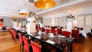 Der Valk Theaterhotel De Oranjerie 4* Рурмонд