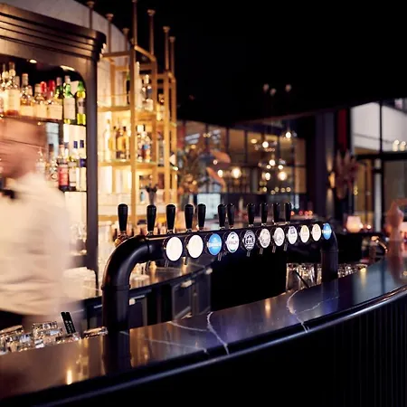 Der Valk Theaterhotel De Oranjerie Отель
