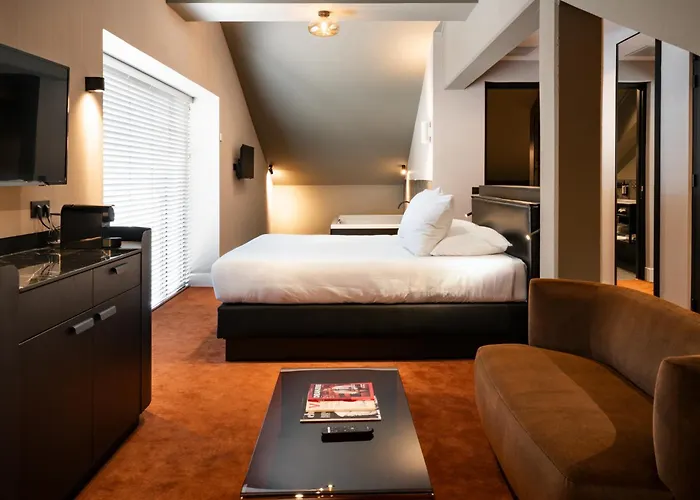 반 데르 발크 시어터호텔 드 오란제리