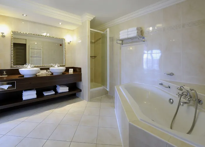 Der Valk Theaterhotel De Oranjerie 4*