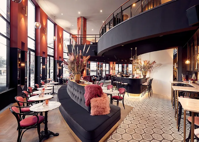 Der Valk Theaterhotel De Oranjerie Hotel 4*