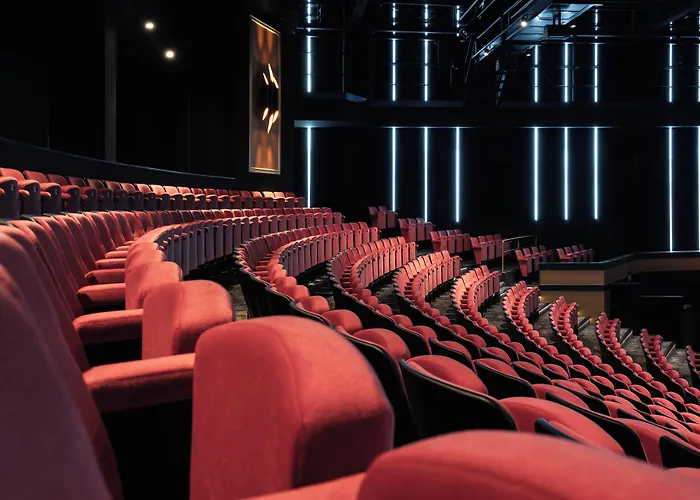 Der Valk Theaterhotel De Oranjerie 4*