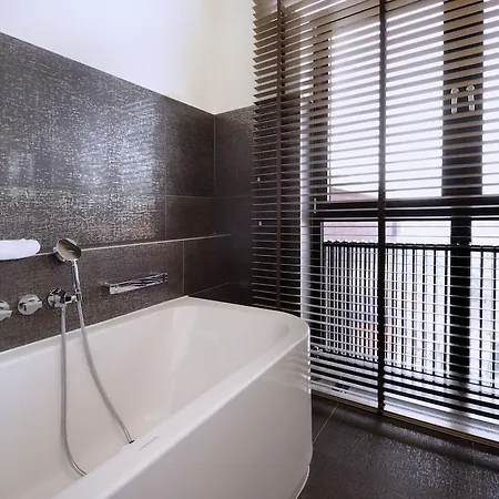 Hotell Der Valk Theaterhotel De Oranjerie Roermond